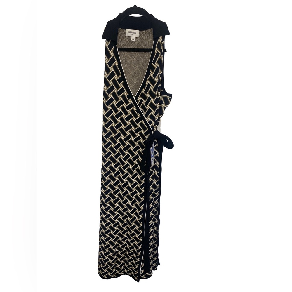 Diane Von Furstenberg X Target Collared Sleeveless Neutral Wrap Sweater - Picture 4 of 7
